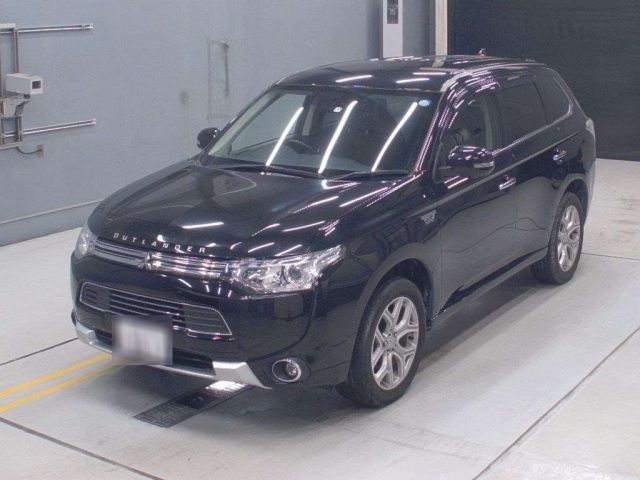 30082 MITSUBISHI OUTLANDER PHEV 2014 г. (CAA Gifu)